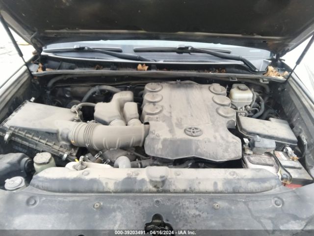 Photo 9 VIN: JTEBU5JR1F5275696 - TOYOTA 4RUNNER 