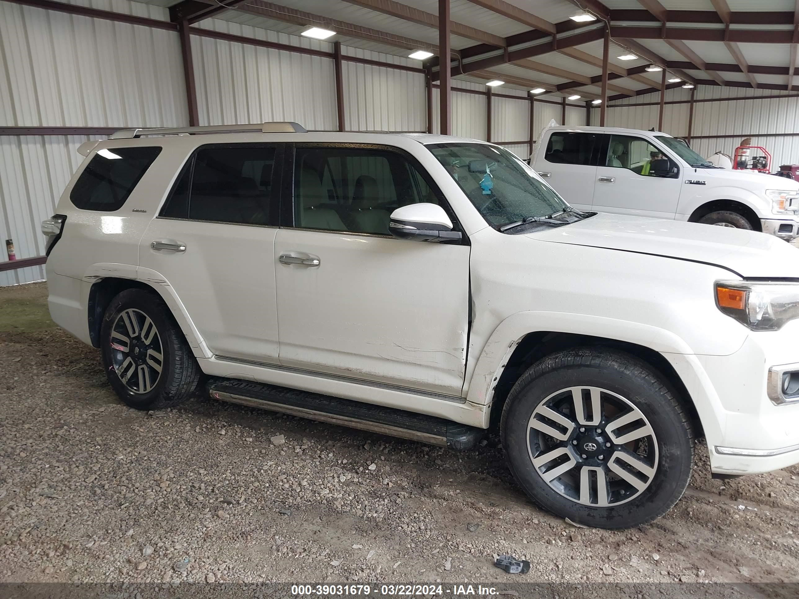 Photo 12 VIN: JTEBU5JR1G5406384 - TOYOTA 4RUNNER 