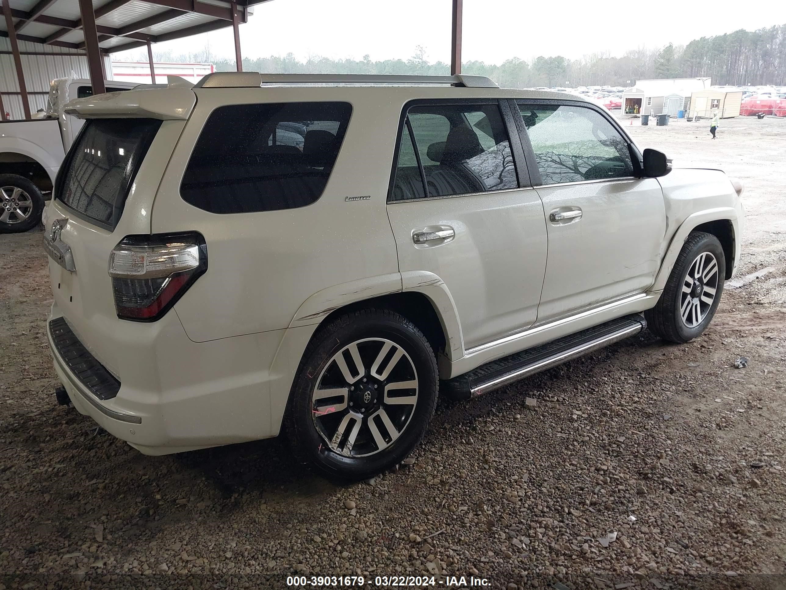 Photo 3 VIN: JTEBU5JR1G5406384 - TOYOTA 4RUNNER 