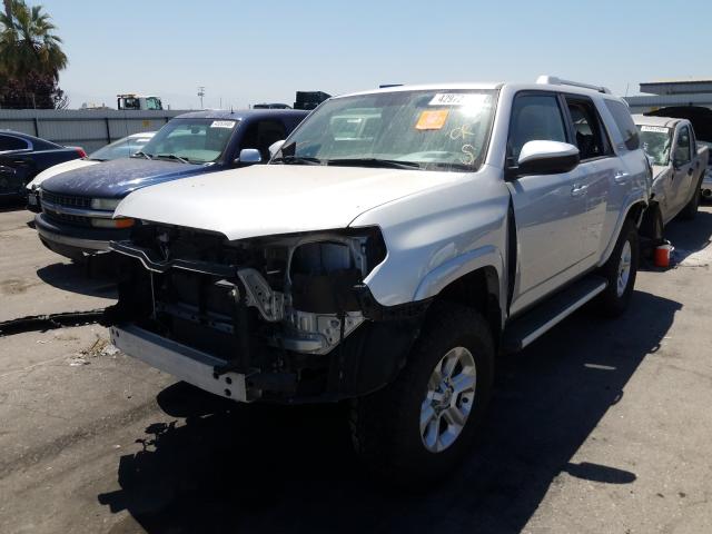 Photo 1 VIN: JTEBU5JR1H5409822 - TOYOTA 4RUNNER SR 