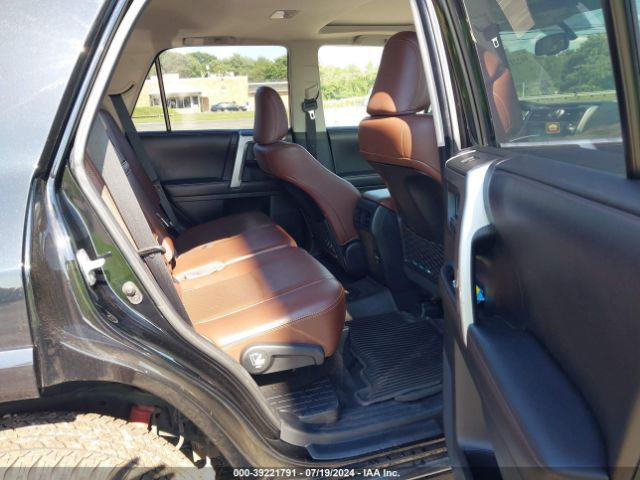 Photo 7 VIN: JTEBU5JR1H5428483 - TOYOTA 4RUNNER 