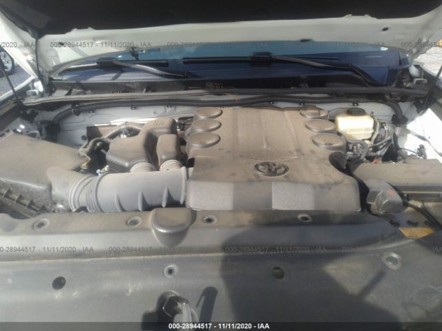 Photo 9 VIN: JTEBU5JR1H5428564 - TOYOTA 4RUNNER 