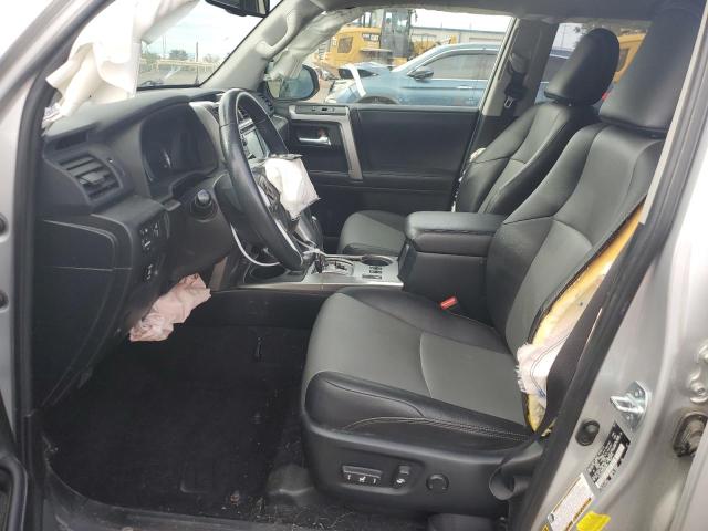 Photo 6 VIN: JTEBU5JR1H5439001 - TOYOTA 4RUNNER SR 