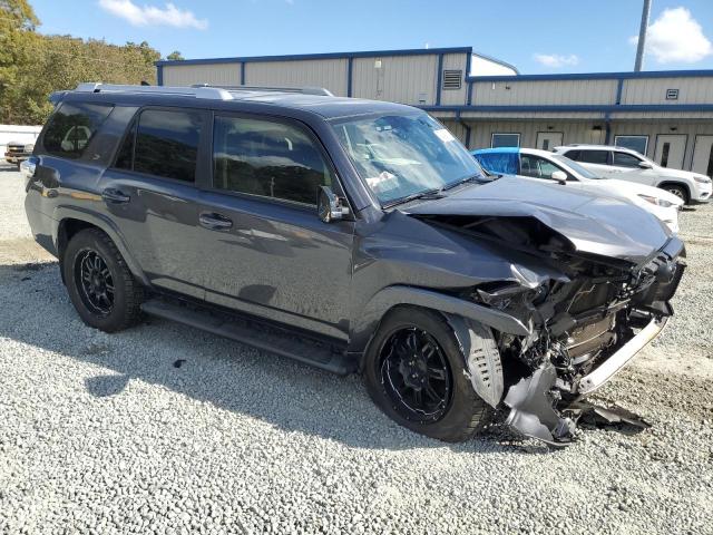 Photo 3 VIN: JTEBU5JR1H5465582 - TOYOTA 4RUNNER SR 