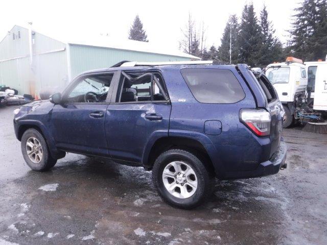 Photo 2 VIN: JTEBU5JR1H5473584 - TOYOTA 4RUNNER SR 