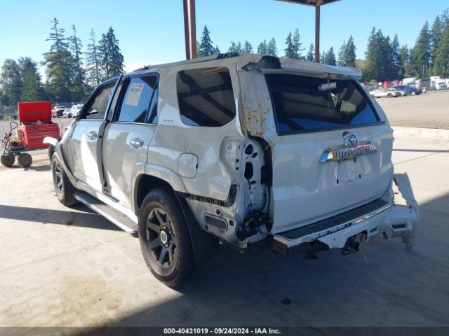 Photo 2 VIN: JTEBU5JR1H5477747 - TOYOTA 4RUNNER 