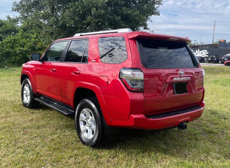 Photo 2 VIN: JTEBU5JR1J5490262 - TOYOTA 4RUNNER SR 