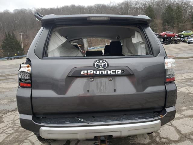 Photo 5 VIN: JTEBU5JR1J5512258 - TOYOTA 4RUNNER SR 