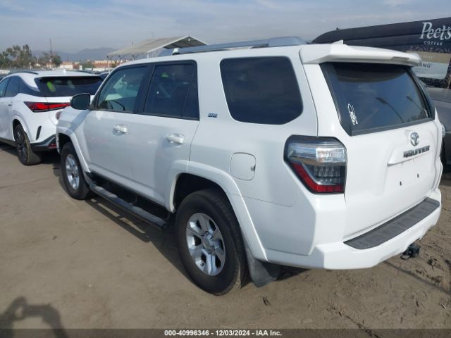 Photo 2 VIN: JTEBU5JR1J5529030 - TOYOTA 4RUNNER 