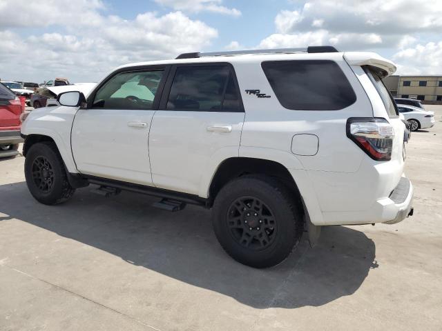 Photo 1 VIN: JTEBU5JR1J5537936 - TOYOTA 4RUNNER SR 