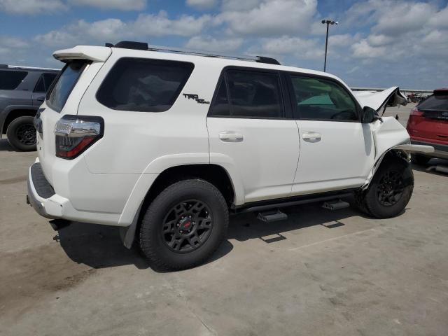 Photo 2 VIN: JTEBU5JR1J5537936 - TOYOTA 4RUNNER SR 