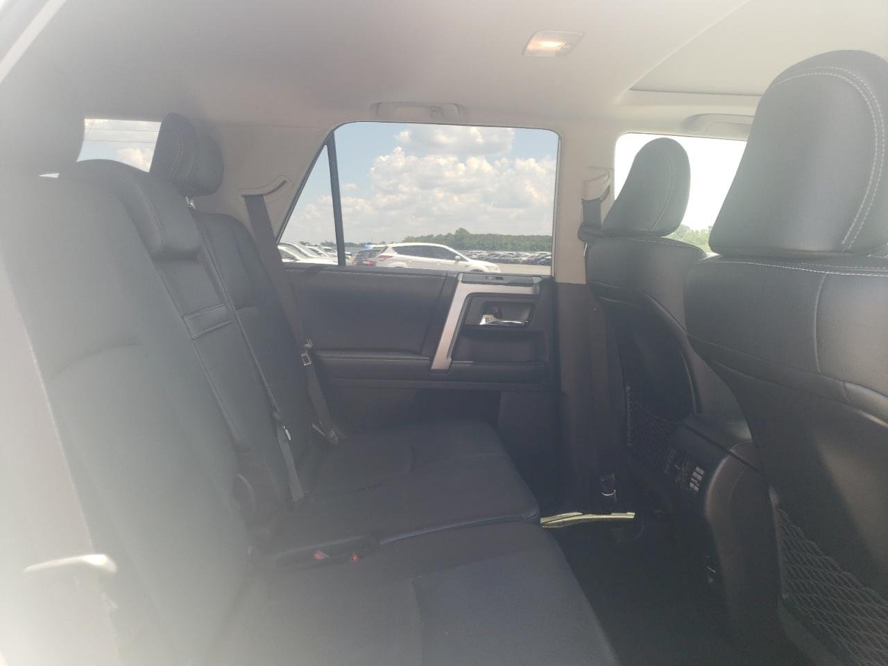 Photo 10 VIN: JTEBU5JR1J5543087 - TOYOTA 4RUNNER 