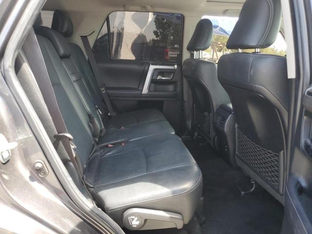 Photo 9 VIN: JTEBU5JR1J5553134 - TOYOTA 4RUNNER SR 