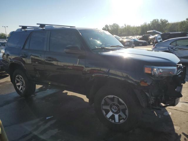 Photo 3 VIN: JTEBU5JR1J5561590 - TOYOTA 4RUNNER SR 