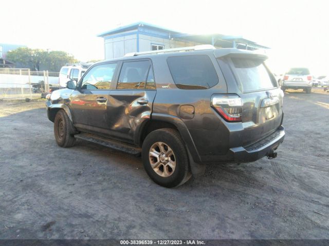 Photo 2 VIN: JTEBU5JR1J5600243 - TOYOTA 4RUNNER 