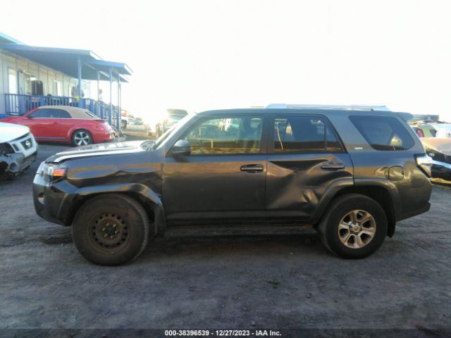 Photo 5 VIN: JTEBU5JR1J5600243 - TOYOTA 4RUNNER 