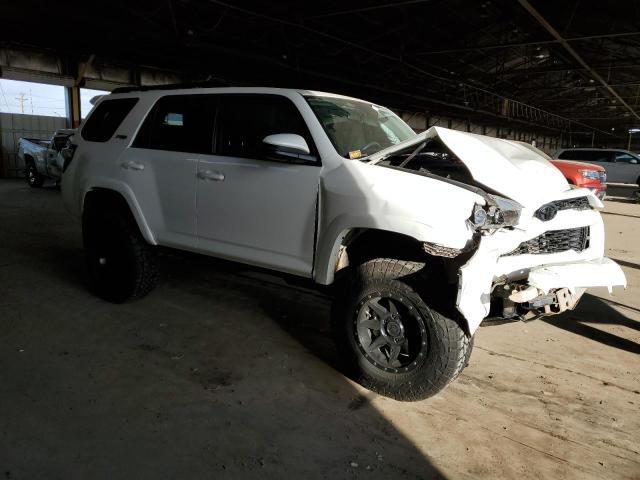 Photo 3 VIN: JTEBU5JR1K5624284 - TOYOTA 4RUNNER SR 