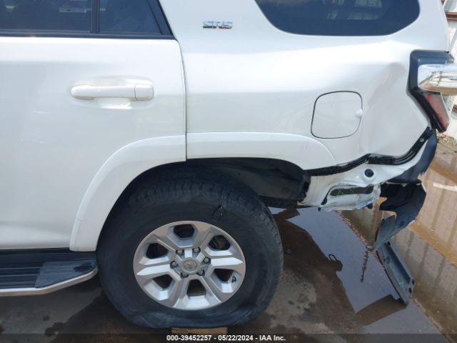 Photo 5 VIN: JTEBU5JR1K5653963 - TOYOTA 4RUNNER 