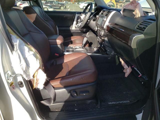 Photo 4 VIN: JTEBU5JR1K5659083 - TOYOTA 4RUNNER SR 