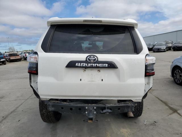 Photo 5 VIN: JTEBU5JR1K5679978 - TOYOTA 4RUNNER SR 