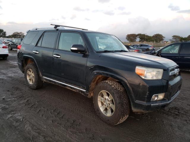 Photo 3 VIN: JTEBU5JR2A5027952 - TOYOTA 4RUNNER SR 