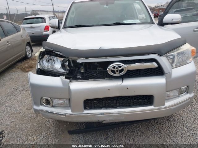 Photo 5 VIN: JTEBU5JR2B5048804 - TOYOTA 4RUNNER 