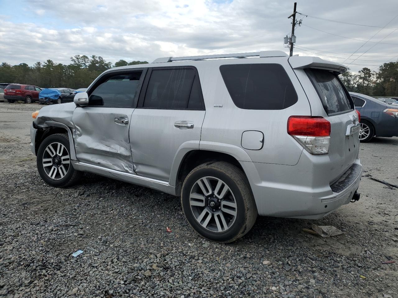 Photo 1 VIN: JTEBU5JR2B5075257 - TOYOTA 4RUNNER 