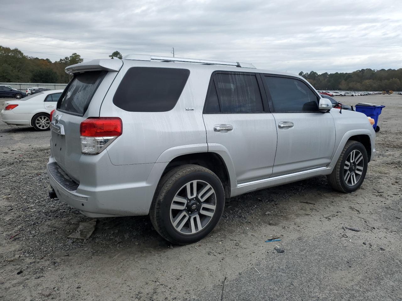 Photo 2 VIN: JTEBU5JR2B5075257 - TOYOTA 4RUNNER 