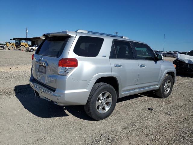 Photo 2 VIN: JTEBU5JR2C5097888 - TOYOTA 4RUNNER SR 