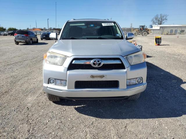 Photo 4 VIN: JTEBU5JR2C5097888 - TOYOTA 4RUNNER SR 