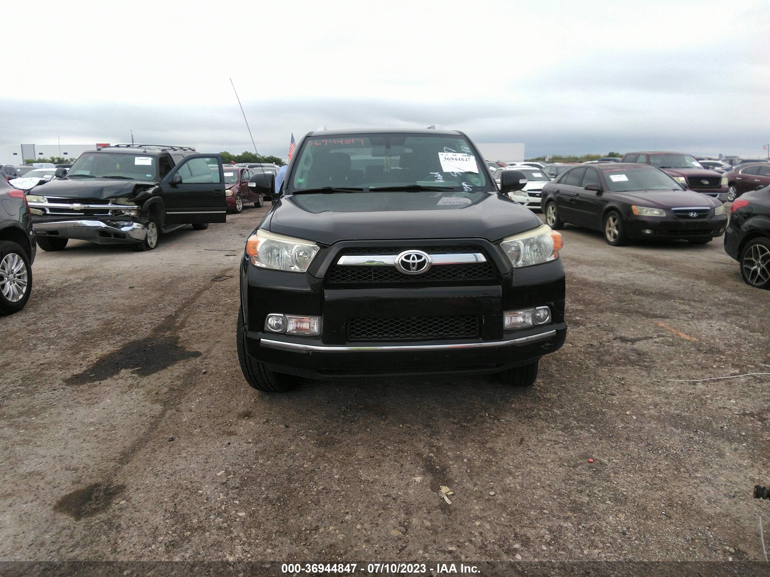 Photo 11 VIN: JTEBU5JR2D5142233 - TOYOTA 4RUNNER 