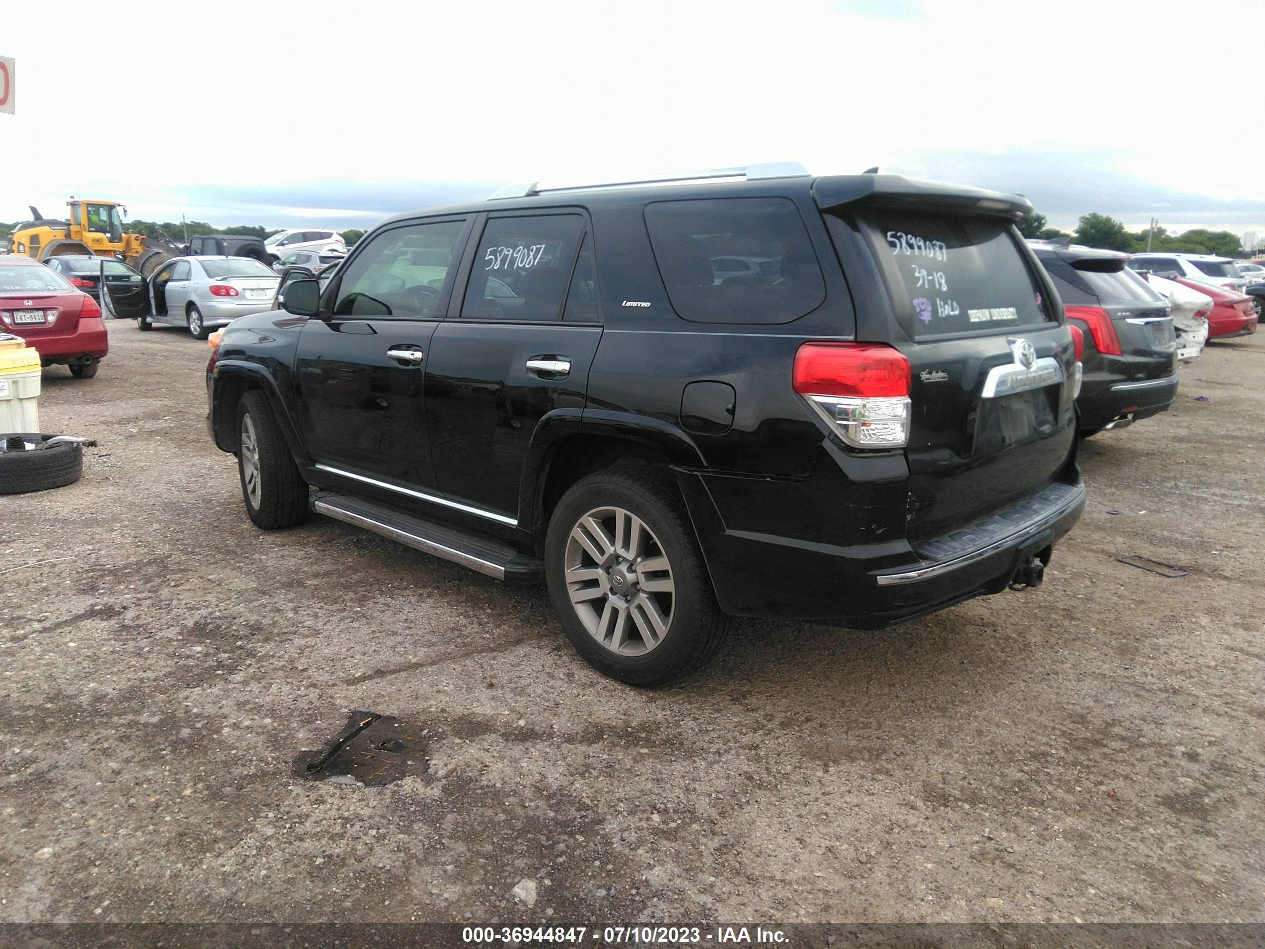 Photo 2 VIN: JTEBU5JR2D5142233 - TOYOTA 4RUNNER 