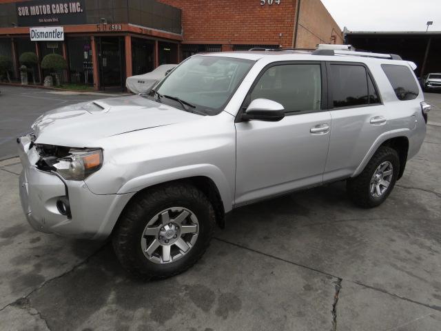 Photo 1 VIN: JTEBU5JR2E5197735 - TOYOTA 4RUNNER SR 