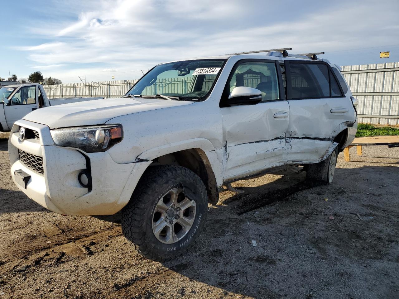 Photo 0 VIN: JTEBU5JR2F5233151 - TOYOTA 4RUNNER 