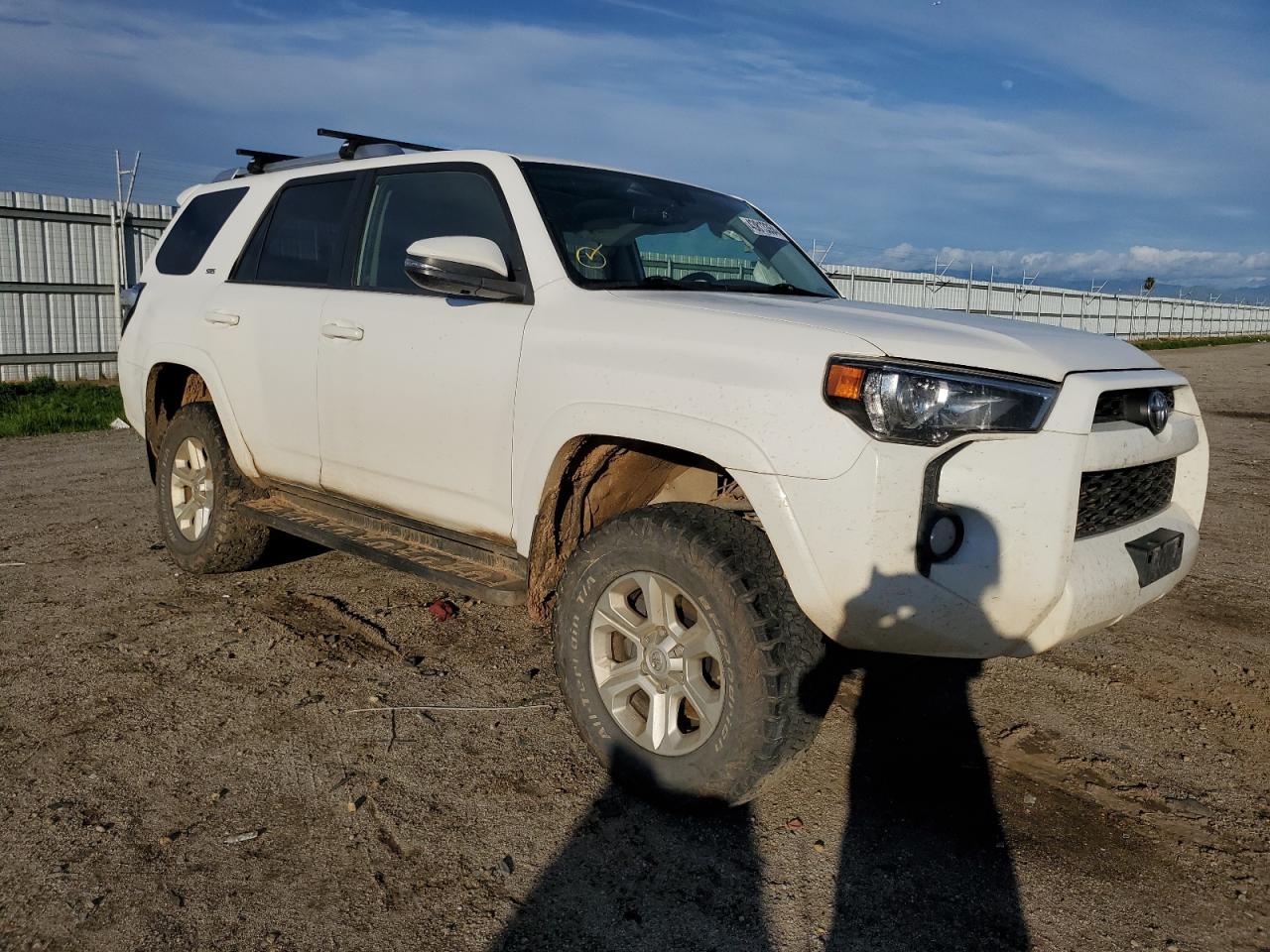 Photo 3 VIN: JTEBU5JR2F5233151 - TOYOTA 4RUNNER 