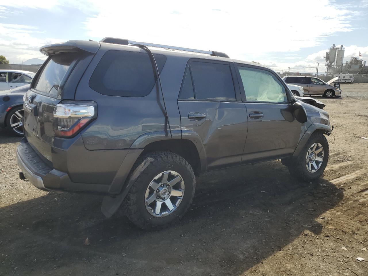 Photo 2 VIN: JTEBU5JR2F5251763 - TOYOTA 4RUNNER 