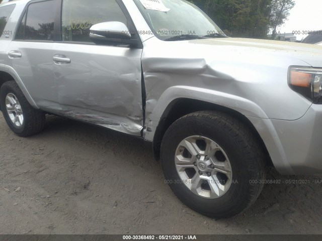 Photo 5 VIN: JTEBU5JR2G5281640 - TOYOTA 4 RUNNER 