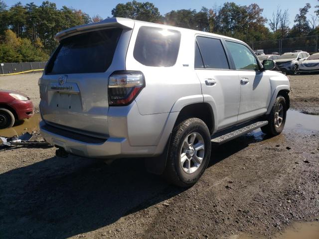 Photo 3 VIN: JTEBU5JR2G5351749 - TOYOTA 4RUNNER SR 