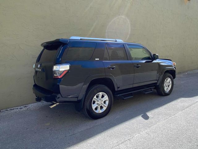 Photo 3 VIN: JTEBU5JR2H5425947 - TOYOTA 4RUNNER SR 