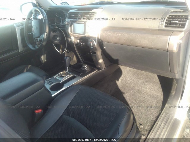 Photo 4 VIN: JTEBU5JR2H5447155 - TOYOTA 4RUNNER 