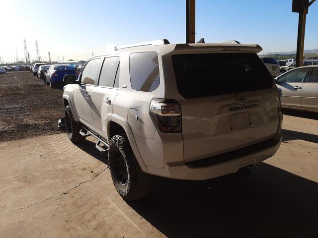 Photo 2 VIN: JTEBU5JR2H5448192 - TOYOTA 4RUNNER SR 