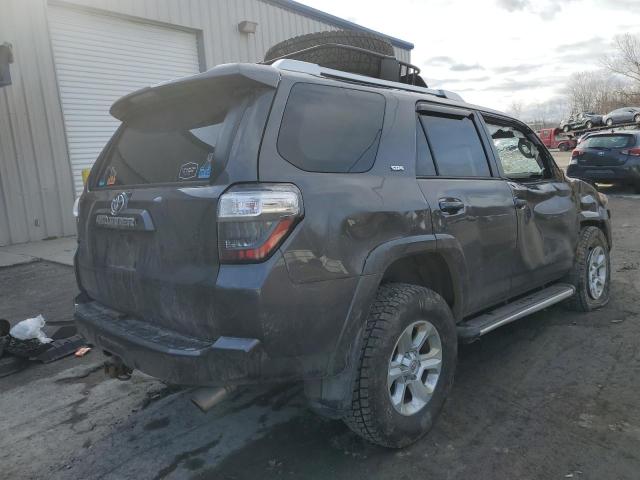 Photo 2 VIN: JTEBU5JR2H5452517 - TOYOTA 4RUNNER SR 