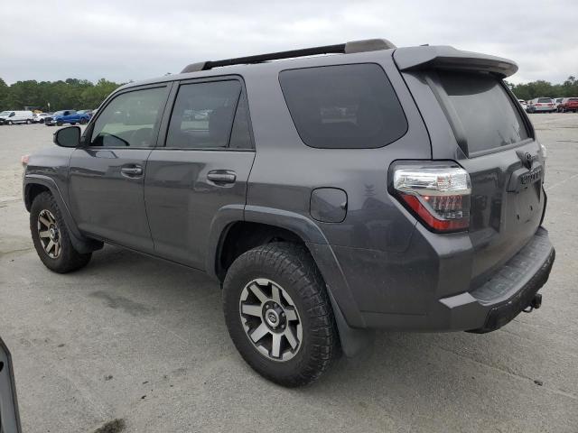 Photo 1 VIN: JTEBU5JR2H5454686 - TOYOTA 4RUNNER SR 