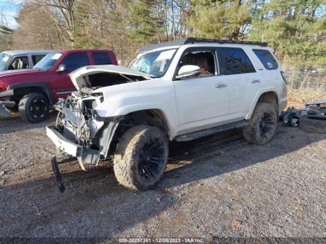 Photo 1 VIN: JTEBU5JR2J5580603 - TOYOTA 4RUNNER 