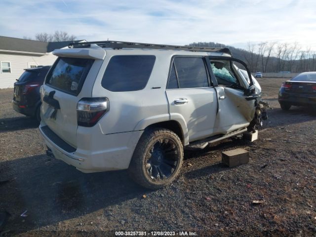 Photo 3 VIN: JTEBU5JR2J5580603 - TOYOTA 4RUNNER 