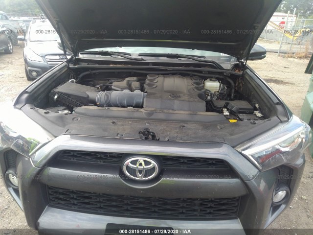 Photo 9 VIN: JTEBU5JR2J5591911 - TOYOTA 4RUNNER 