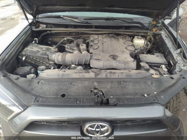 Photo 9 VIN: JTEBU5JR2J5598549 - TOYOTA 4RUNNER 