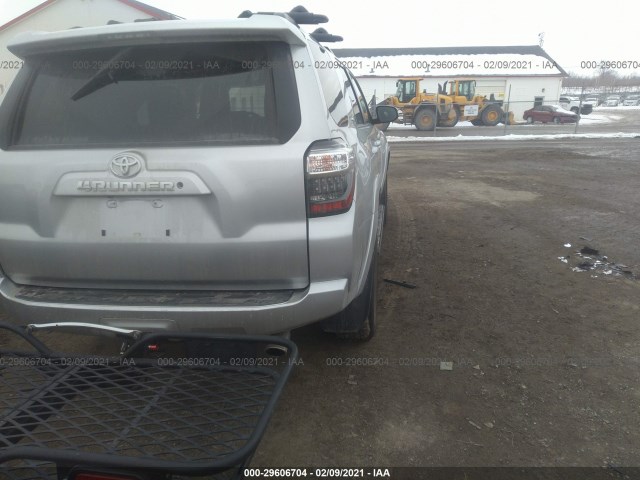 Photo 3 VIN: JTEBU5JR2K5658492 - TOYOTA 4RUNNER 