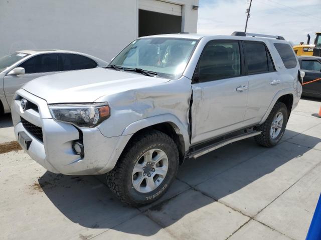 Photo 0 VIN: JTEBU5JR2K5670139 - TOYOTA 4RUNNER SR 