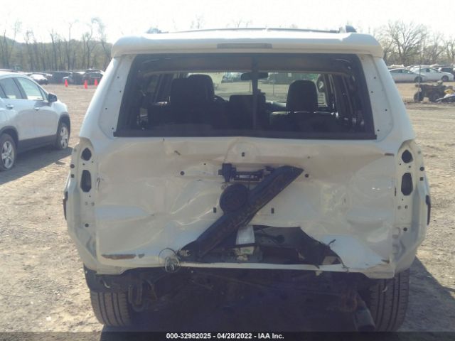 Photo 5 VIN: JTEBU5JR2K5670738 - TOYOTA 4RUNNER 